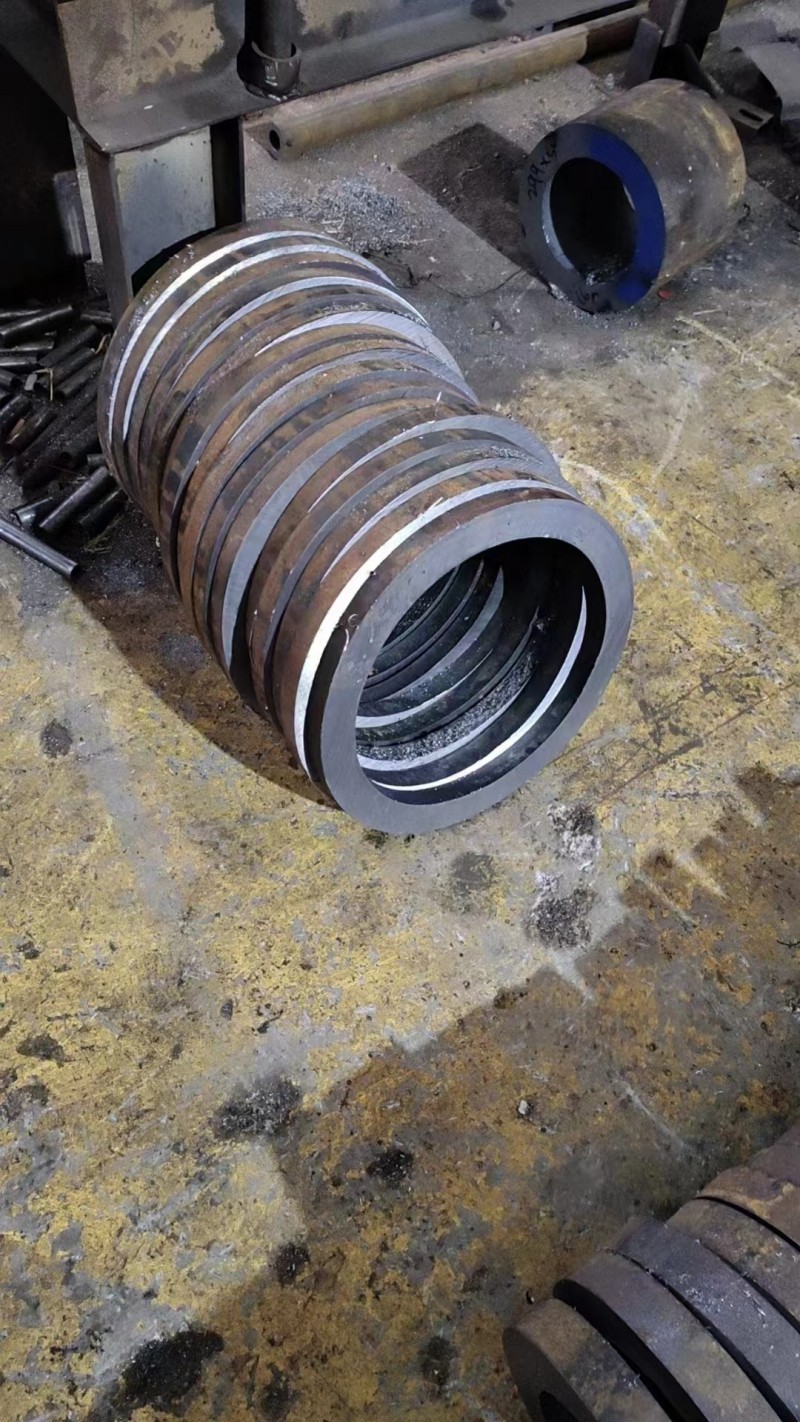 鄂温克鄂温克鄂温克30CrMo无缝钢管切割